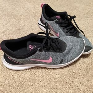 Nike Flex Experience 8 size 10 women's